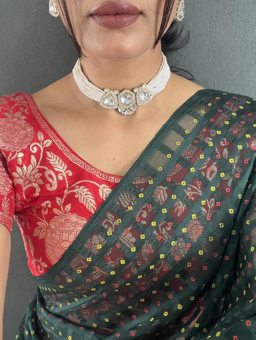 women bandhani printed saree with blouse - 22041433 - Standard Image - 3