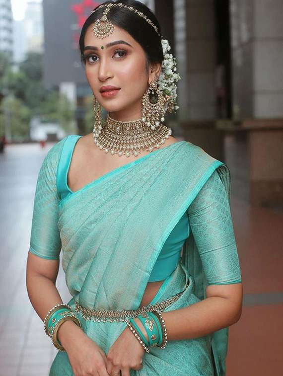 women self design kanjivaram saree with blouse - 22041502 - Standard Image - 3
