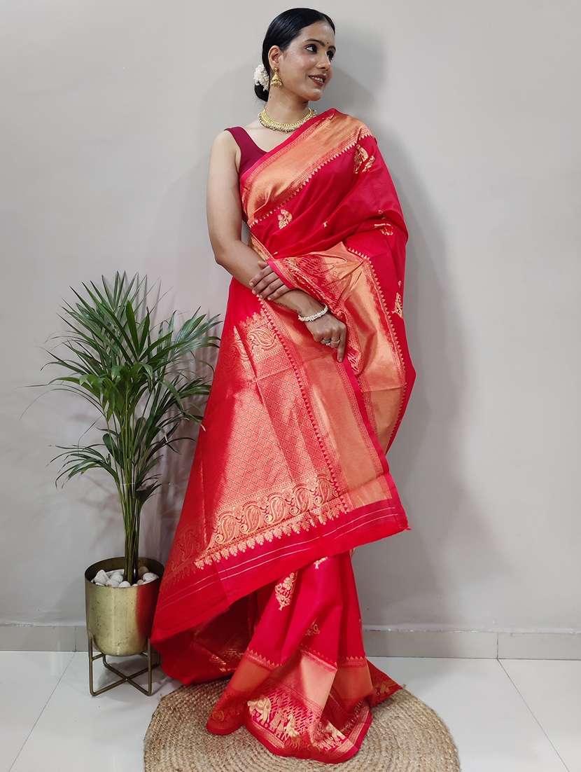 women self design banarasi saree with blouse - 22041510 - Standard Image - 3