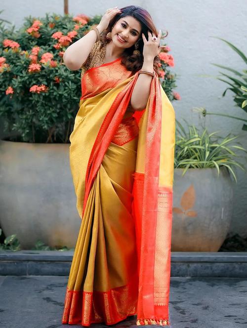 women self design kanjivaram saree with blouse - 22041595 - Standard Image - 0