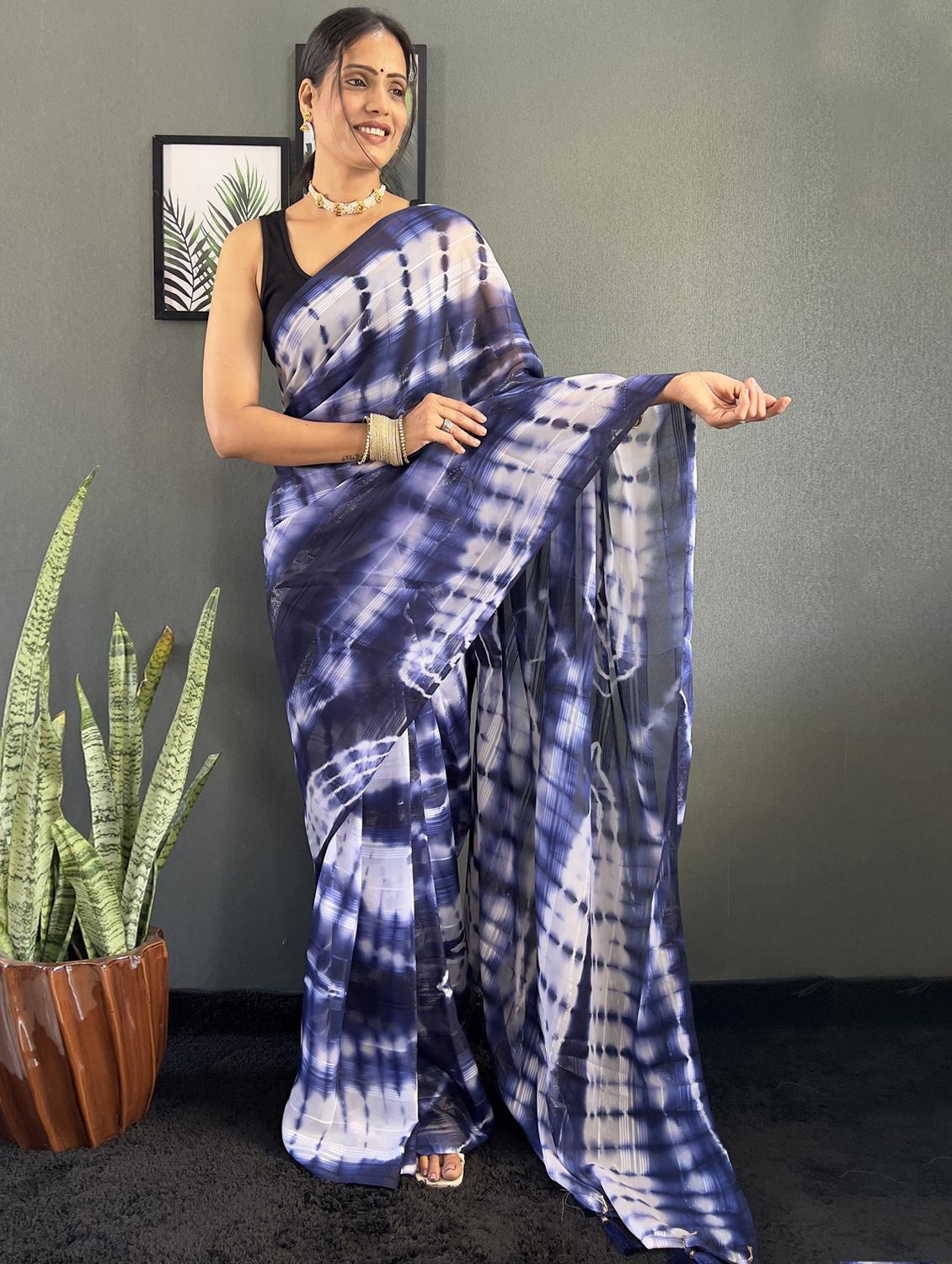 women tie & dye printed saree with blouse - 22041636 - Standard Image - 3