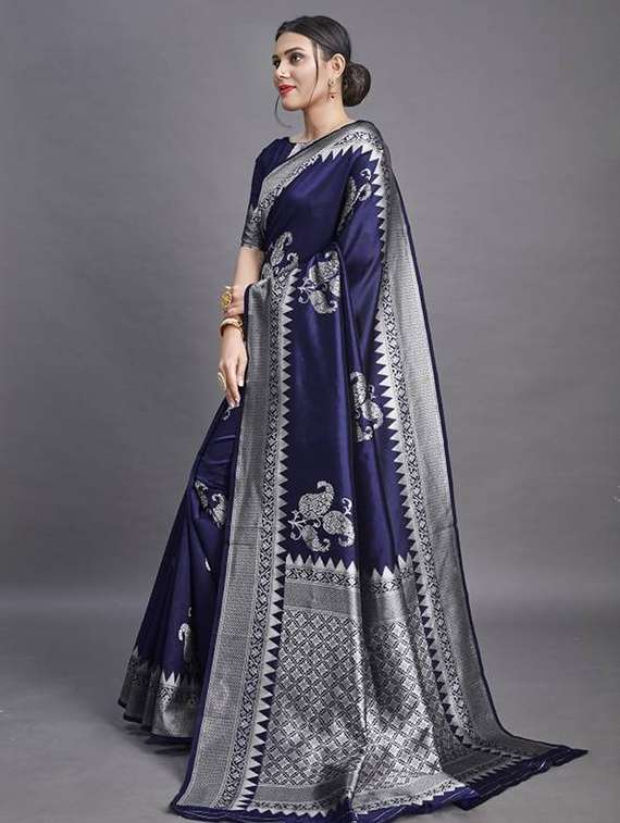 women self design banarasi saree with blouse