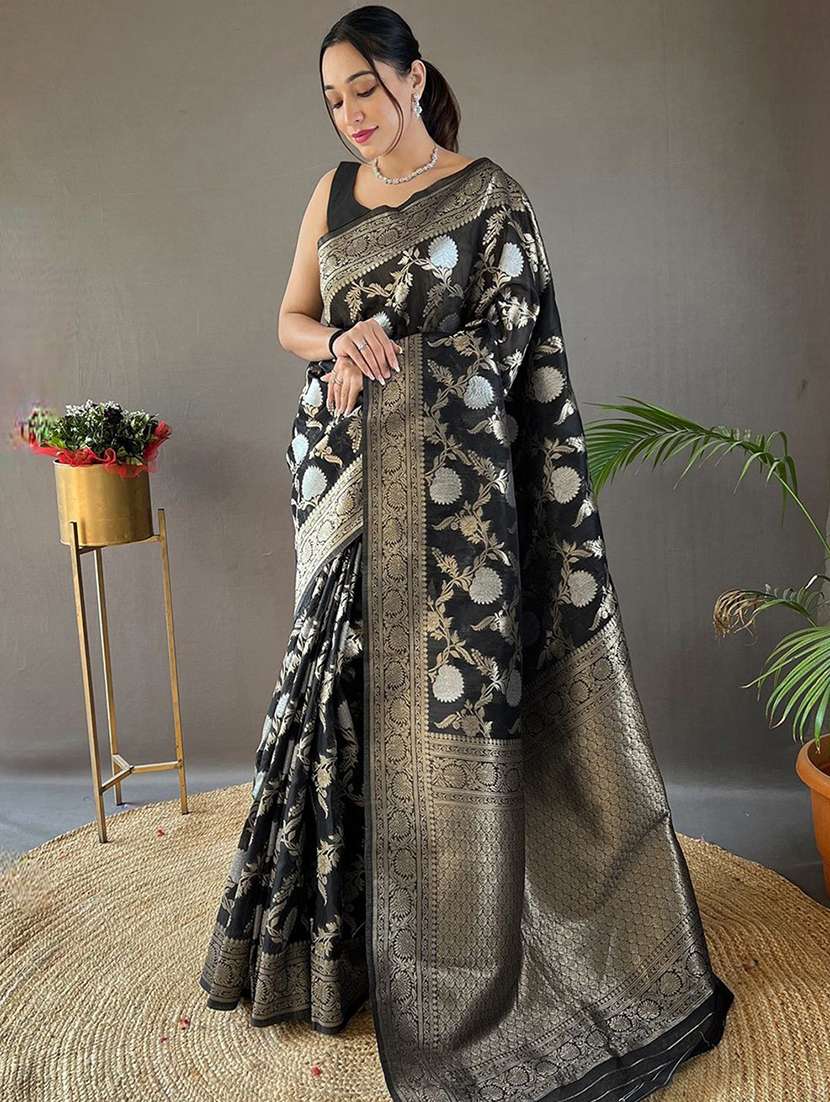 women self design banarasi saree with blouse - 22041699 -  Zoom Image - 0