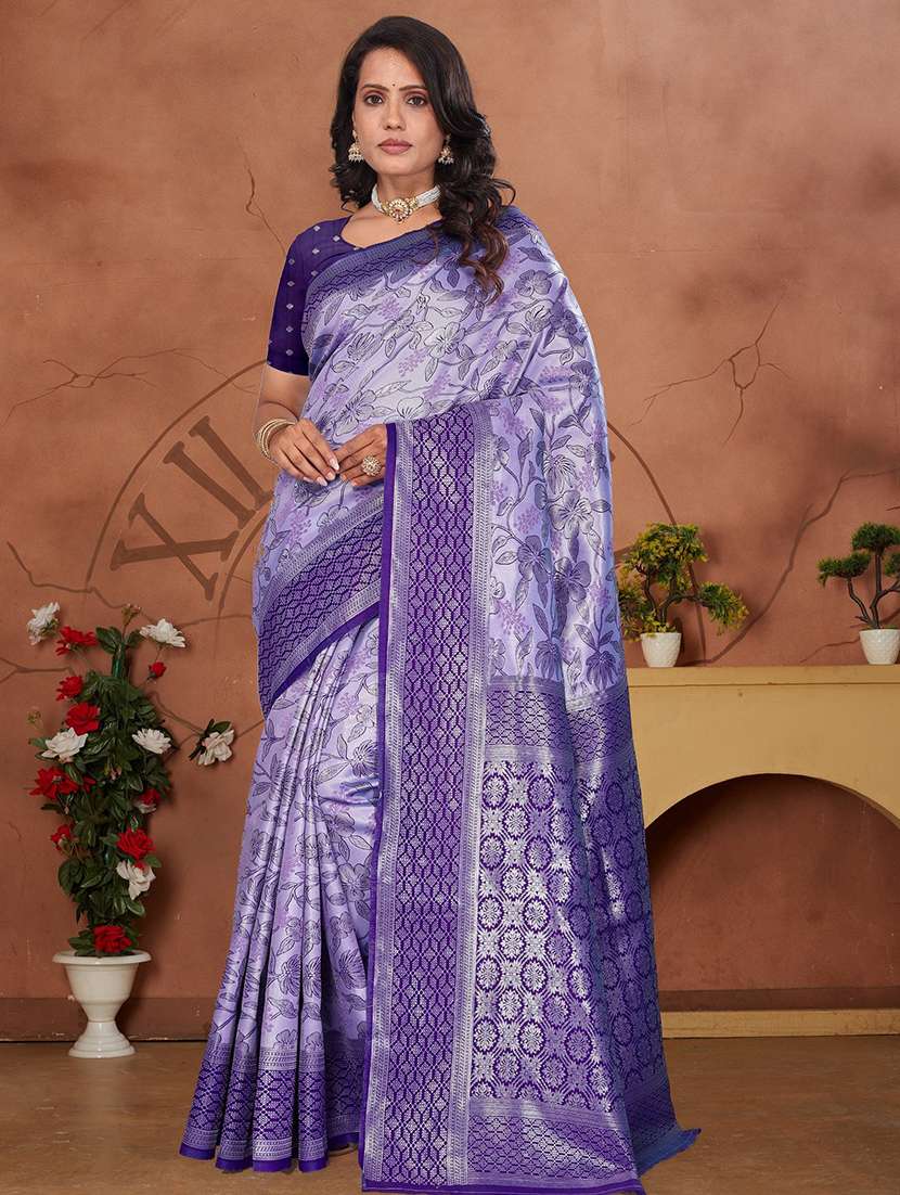 women self design banarasi saree with blouse - 22041732 -  Zoom Image - 0