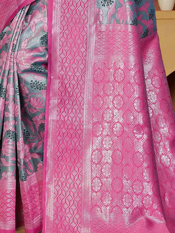 women self design banarasi saree with blouse - 22041733 -  Standard Image - 3