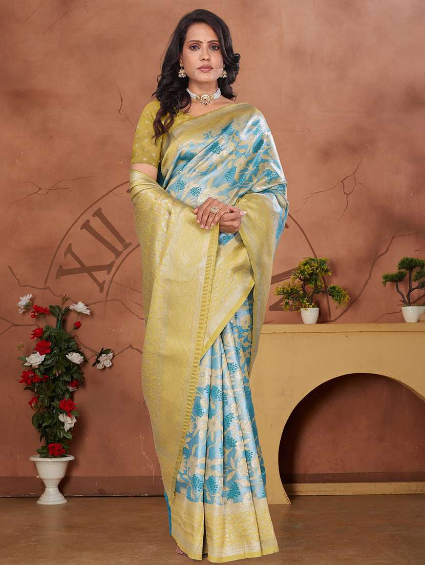 women self design banarasi saree with blouse - 22041735 - Zoom Image - 0