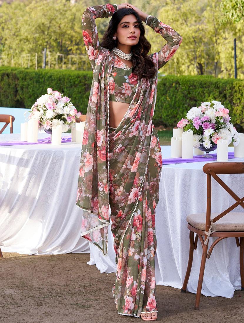 women printed casual wear saree with blouse - 22041740 - Standard Image - 3