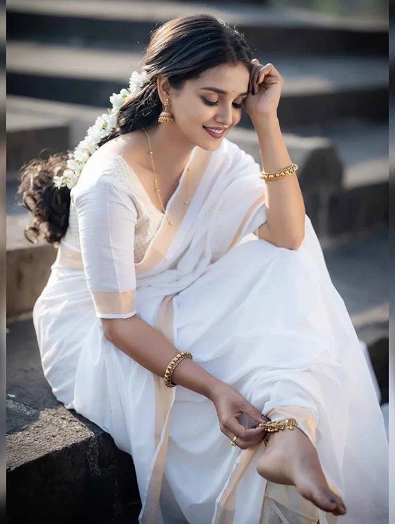 women solid with bordered saree with blouse - 22041777 - Standard Image - 3