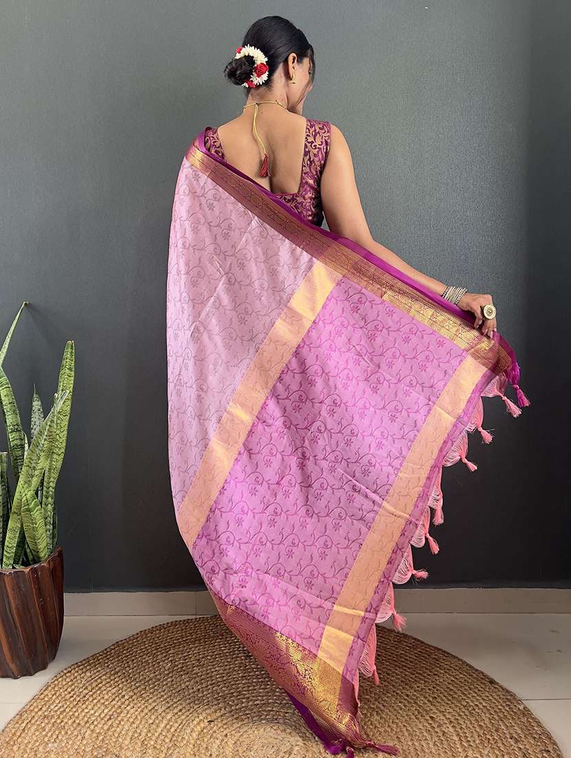 women self design bordered saree with blouse - 22041810 -  Standard Image - 3