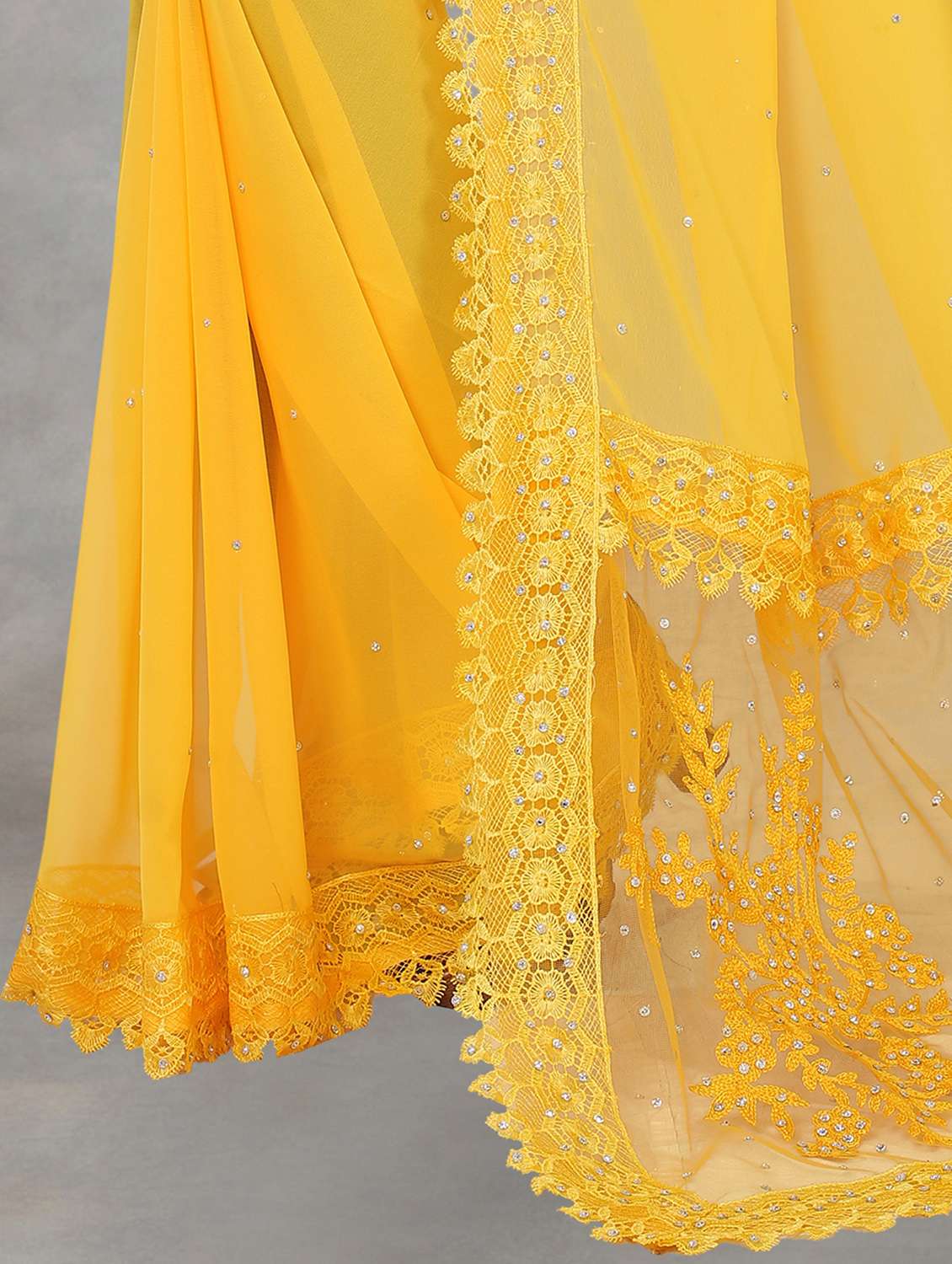 women solid with work embroidered saree with blouse - 22041850 - Standard Image - 5