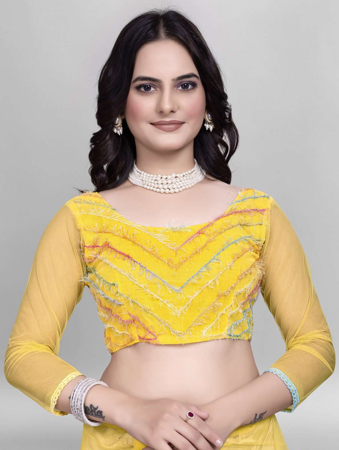 women solid with work embroidered saree with blouse - 22041872 - Standard Image - 5
