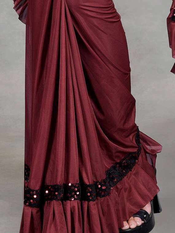women solid with ruffle bordered saree with blouse - 22041940 - Standard Image - 5
