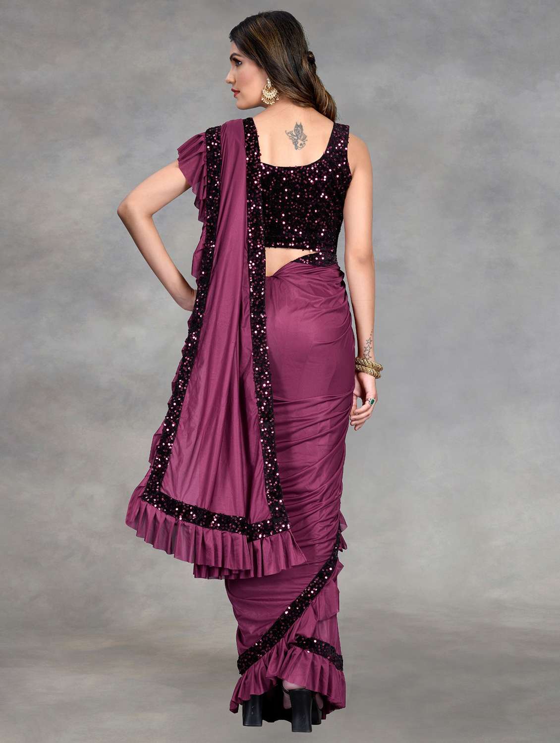 women solid with ruffle bordered saree with blouse - 22041942 - Standard Image - 3