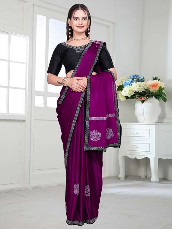 women printed bordered saree with blouse