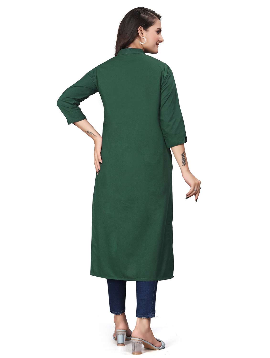 women solid three quarter sleeve straight kurta - 22041984 - Standard Image - 3