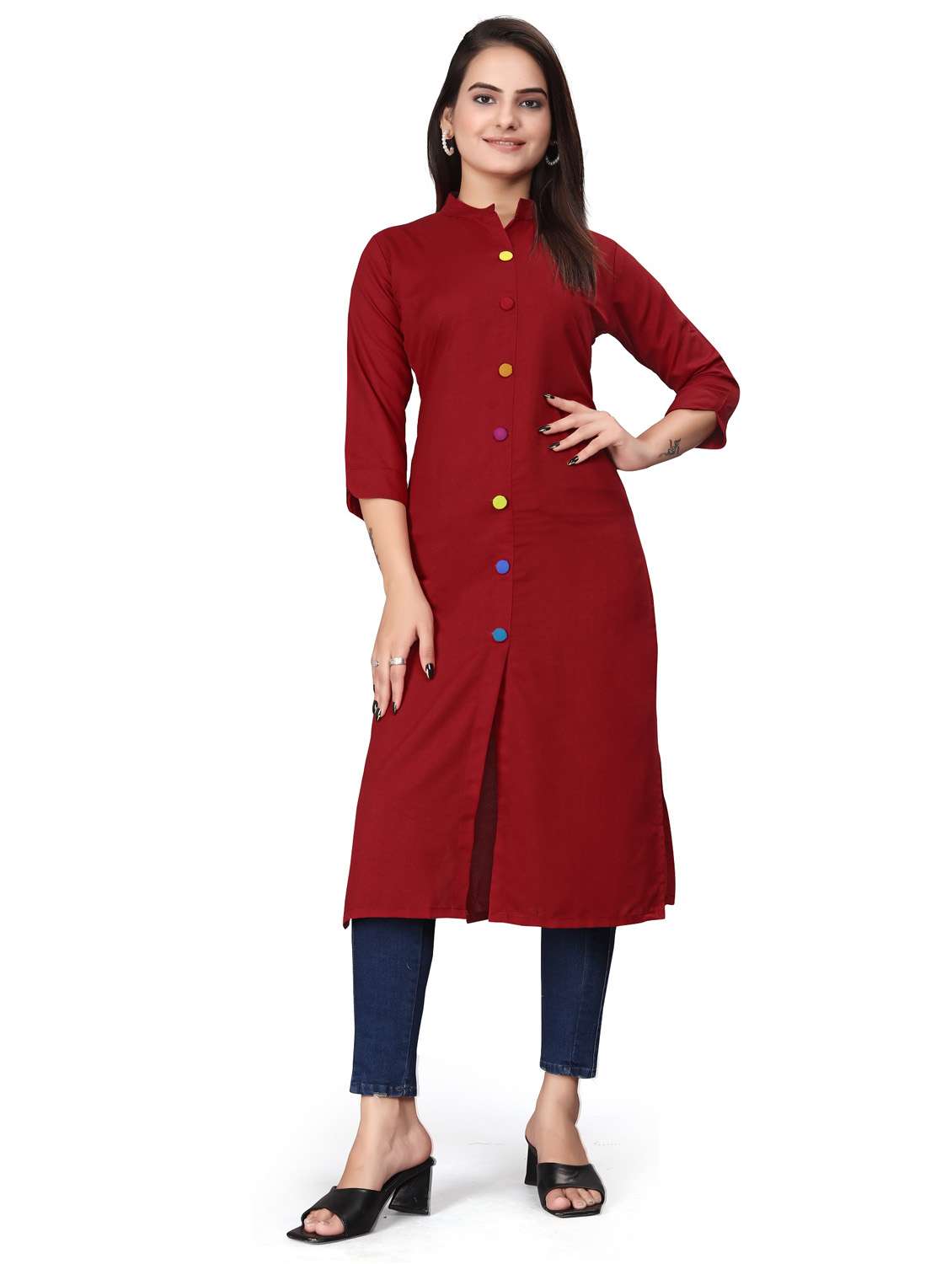 women solid three quarter sleeve straight kurta 