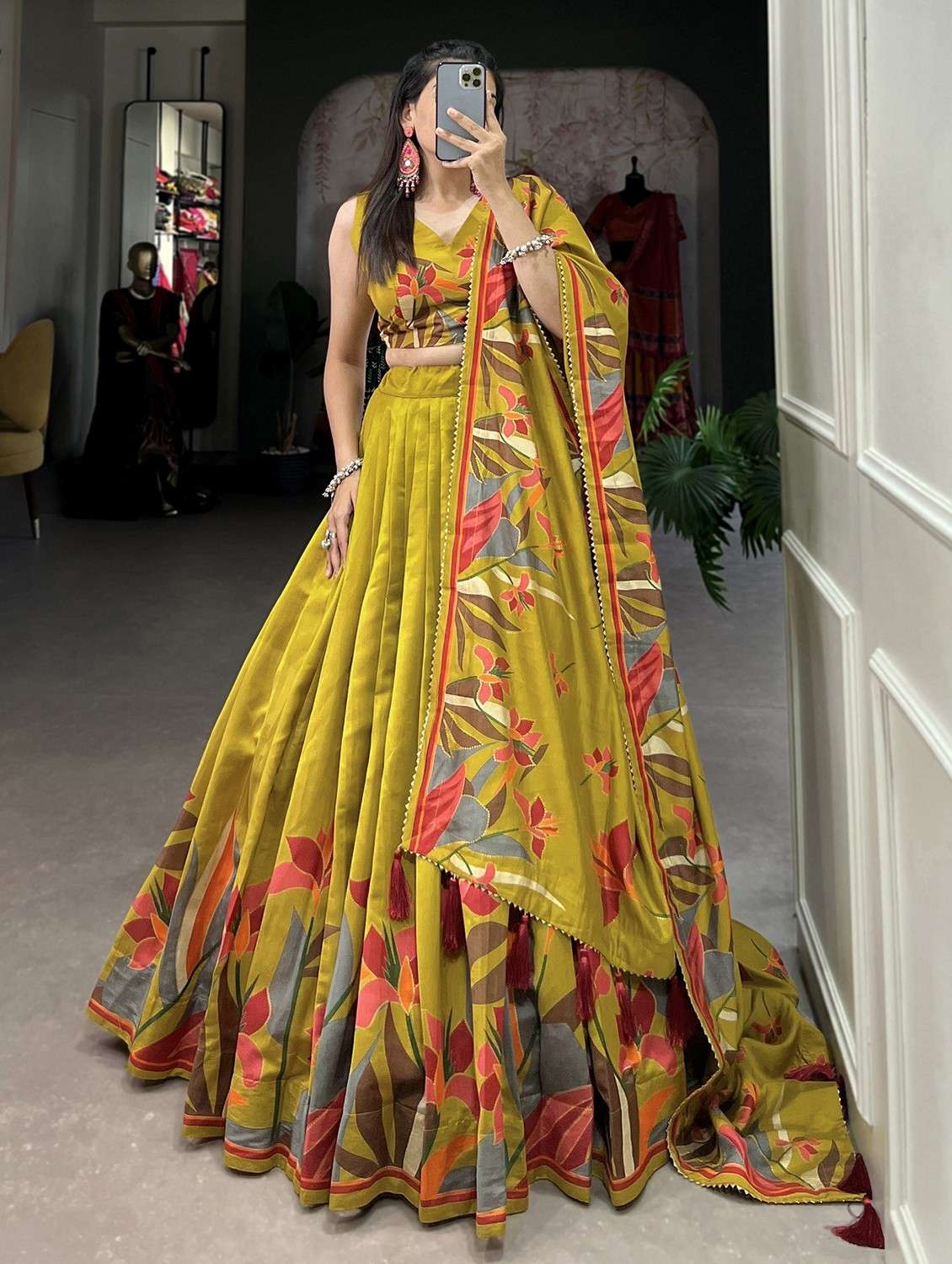 women printed flared lehenga choli with duppata set - 22041989 -  Zoom Image - 0