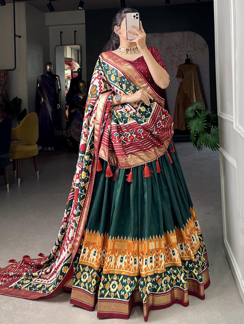 women printed flared unstitched lehenga - 22042039 -  Zoom Image - 0