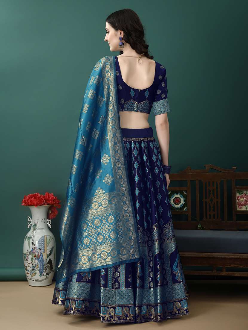 women printed flared lehenga choli with duppata set - 22042082 -  Standard Image - 3