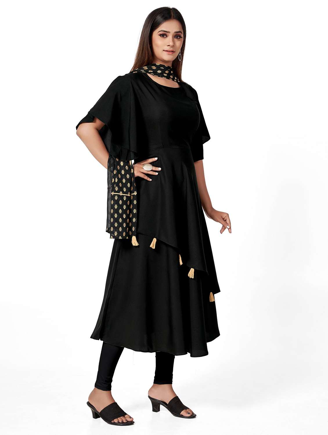women solid flared sleeve kurta and dupatta set - 22042188 - Standard Image - 3