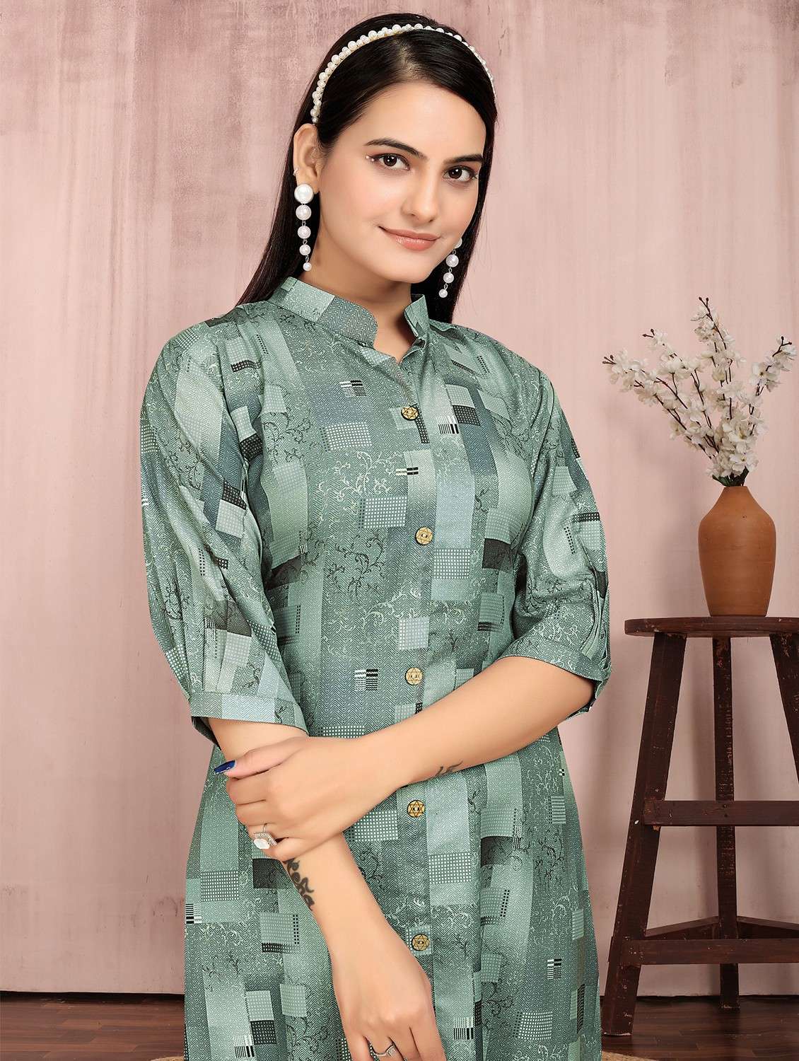 women printed three quarter sleeve kurta and pant set - 22042205 -  Standard Image - 5