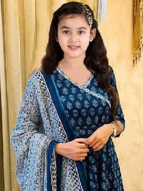 girls printed kurta and pant with dupatta set - 22042242 - Standard Image - 3