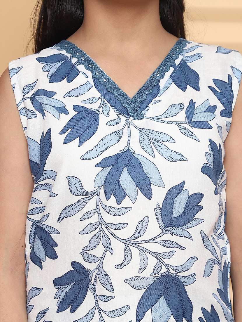 girls printed sleeveless kurta and pant set - 22042279 - Standard Image - 3
