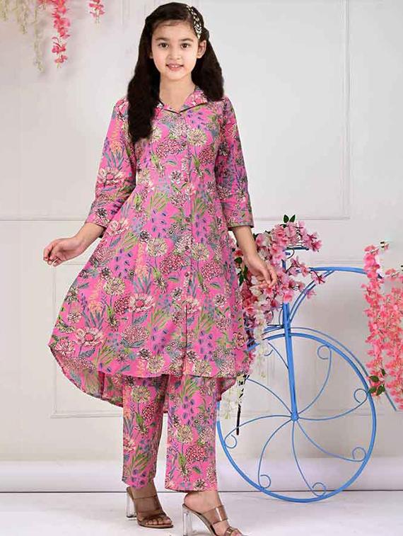 girls printed three quarter sleeve kurta and pant set - 22042288 - Zoom Image - 0