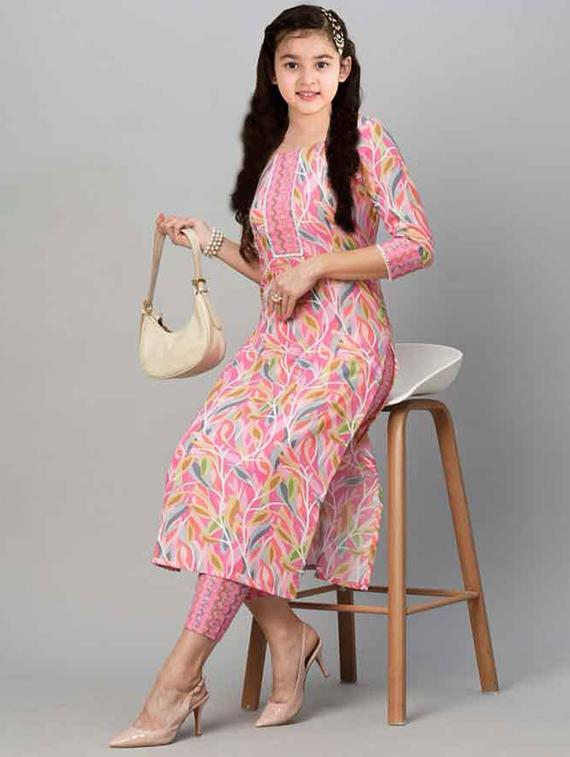 girls printed three quarter sleeve kurta and pant set - 22042292 - Zoom Image - 0