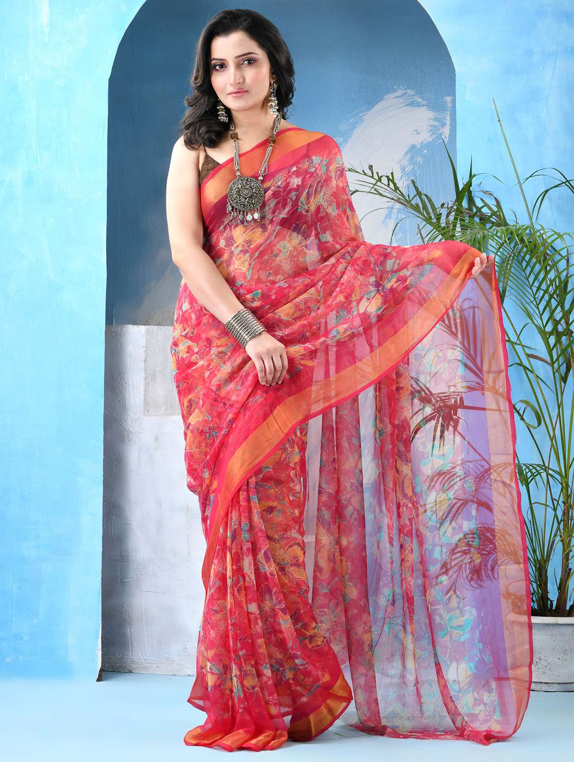 women floral printed saree - 22042427 - Zoom Image - 0