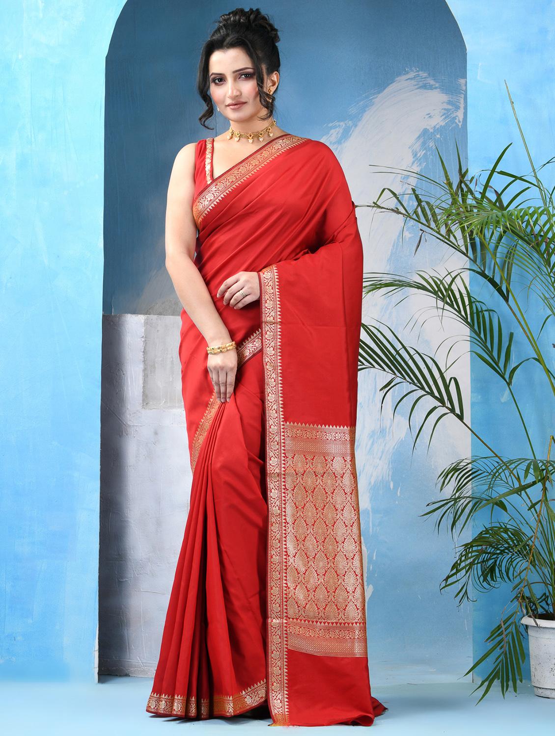 women solid with bordered saree with blouse - 22042432 - Zoom Image - 0
