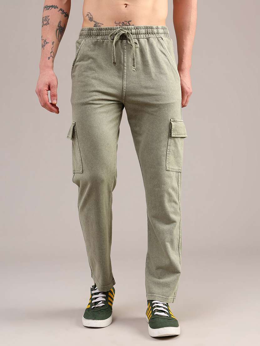men solid mid rise cargos