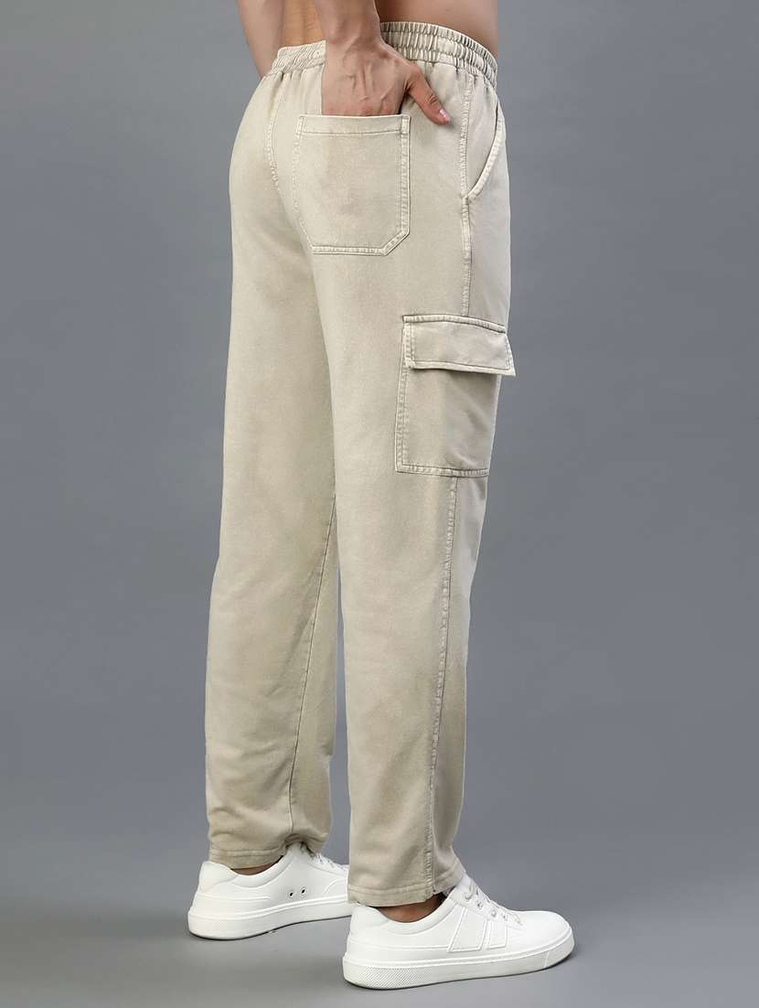 men solid mid rise regular fit cargo - 22042665 -  Standard Image - 3