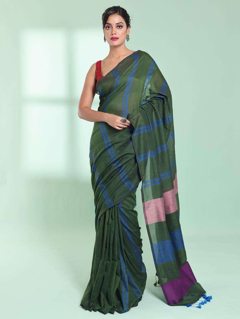 women striped handloom saree with blouse