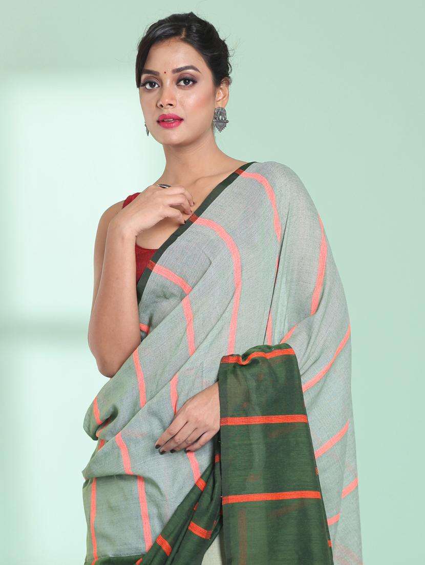 women striped handloom saree with blouse - 22042723 -  Standard Image - 3