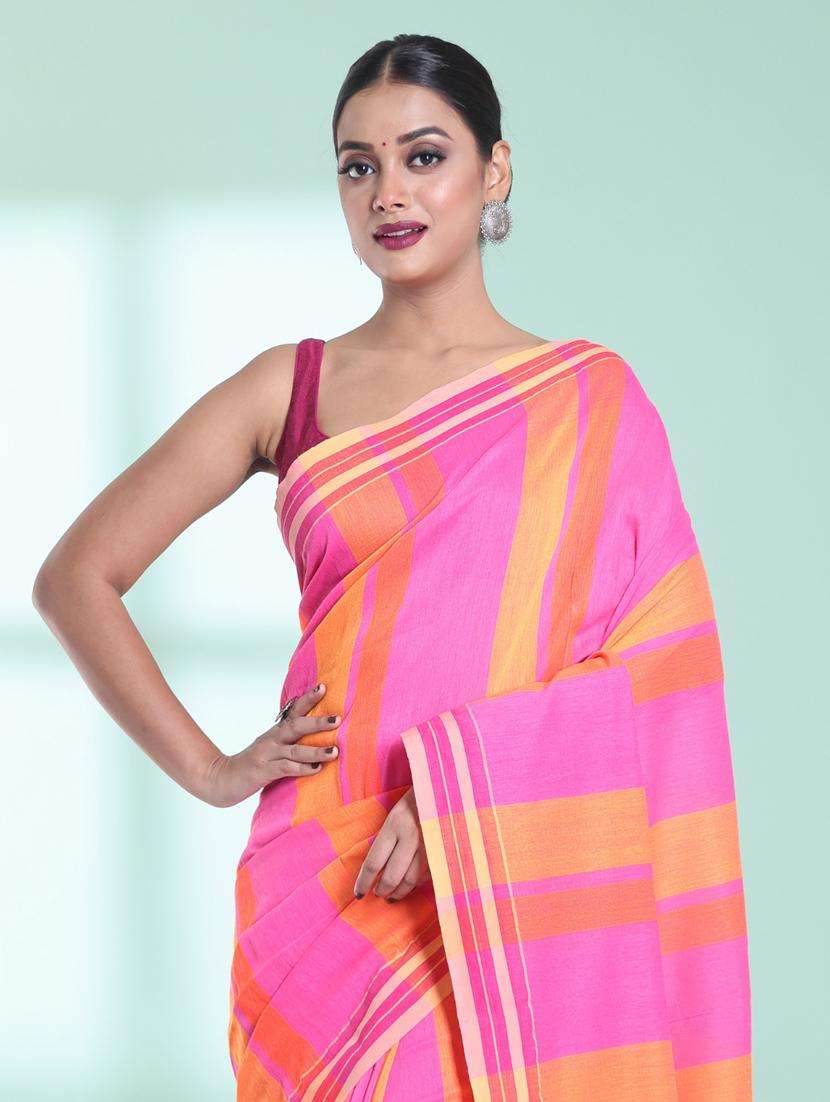 women striped handloom saree with blouse - 22042741 -  Standard Image - 3