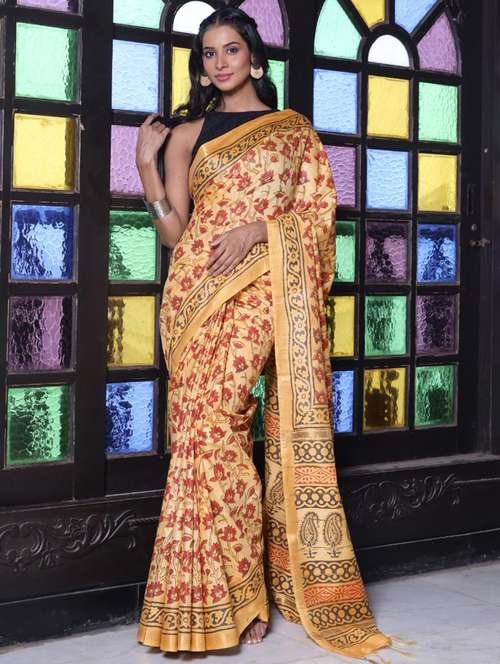 women printed casual wear saree with blouse - 22042887 -  Standard Image - 0
