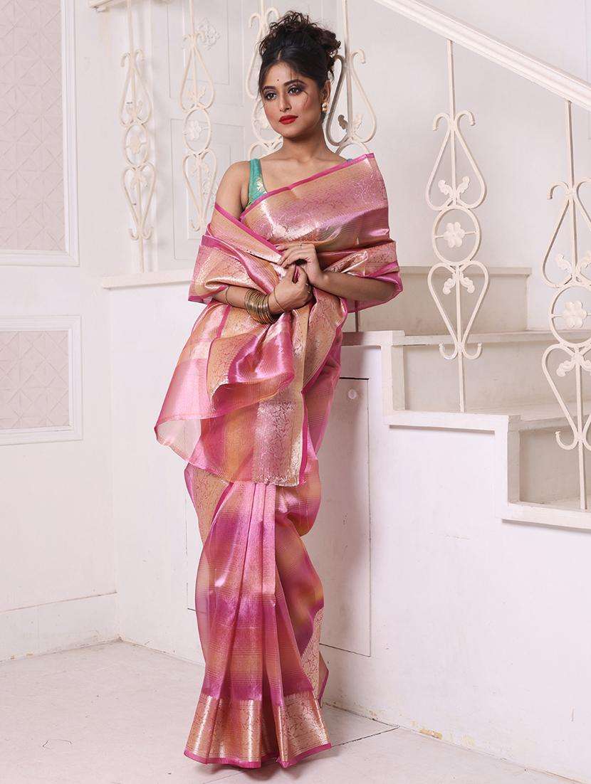 women solid with bordered saree with blouse
