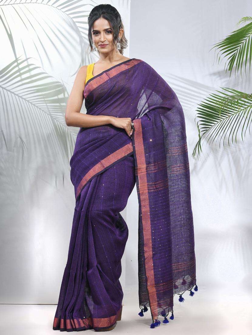 women self design handloom saree with blouse - 22042934 -  Zoom Image - 0