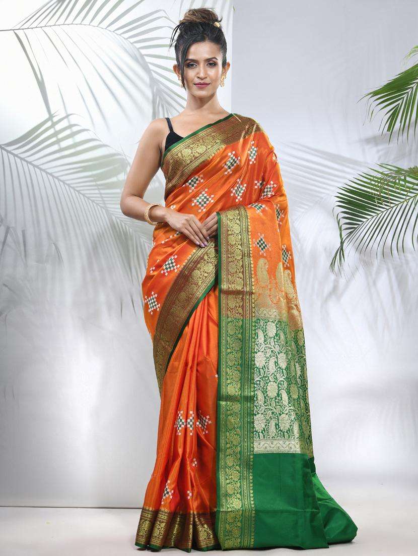 women self design banarasi saree with blouse