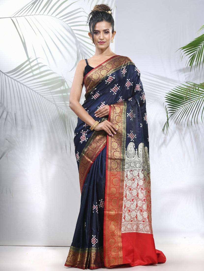 women self design banarasi saree with blouse - 22042944 -  Zoom Image - 0