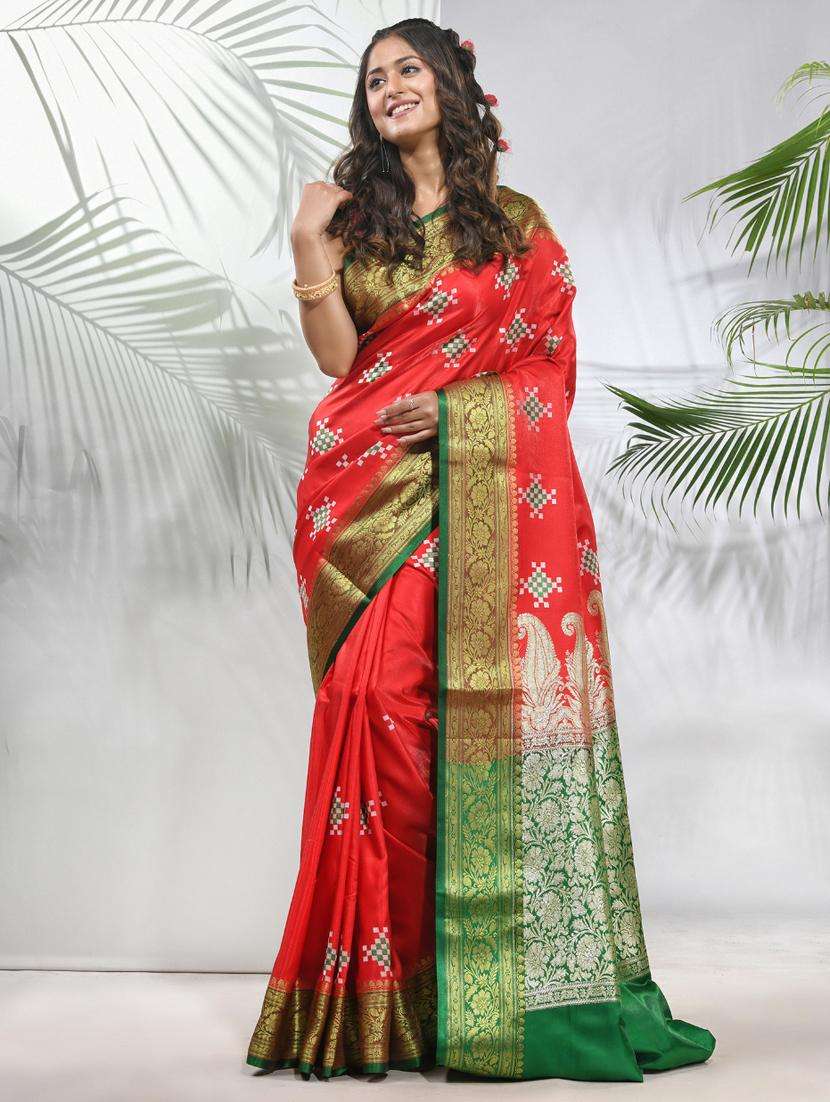 women self design banarasi saree with blouse - 22042949 - Zoom Image - 0