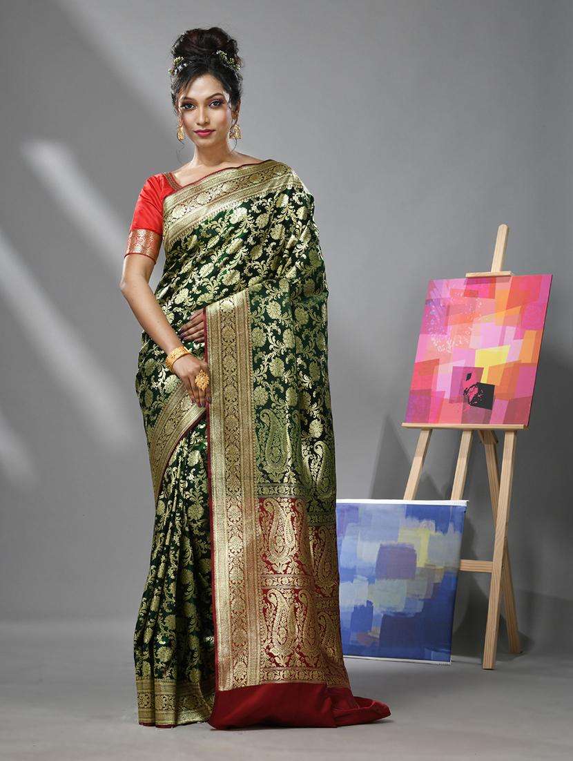 women self design banarasi saree with blouse