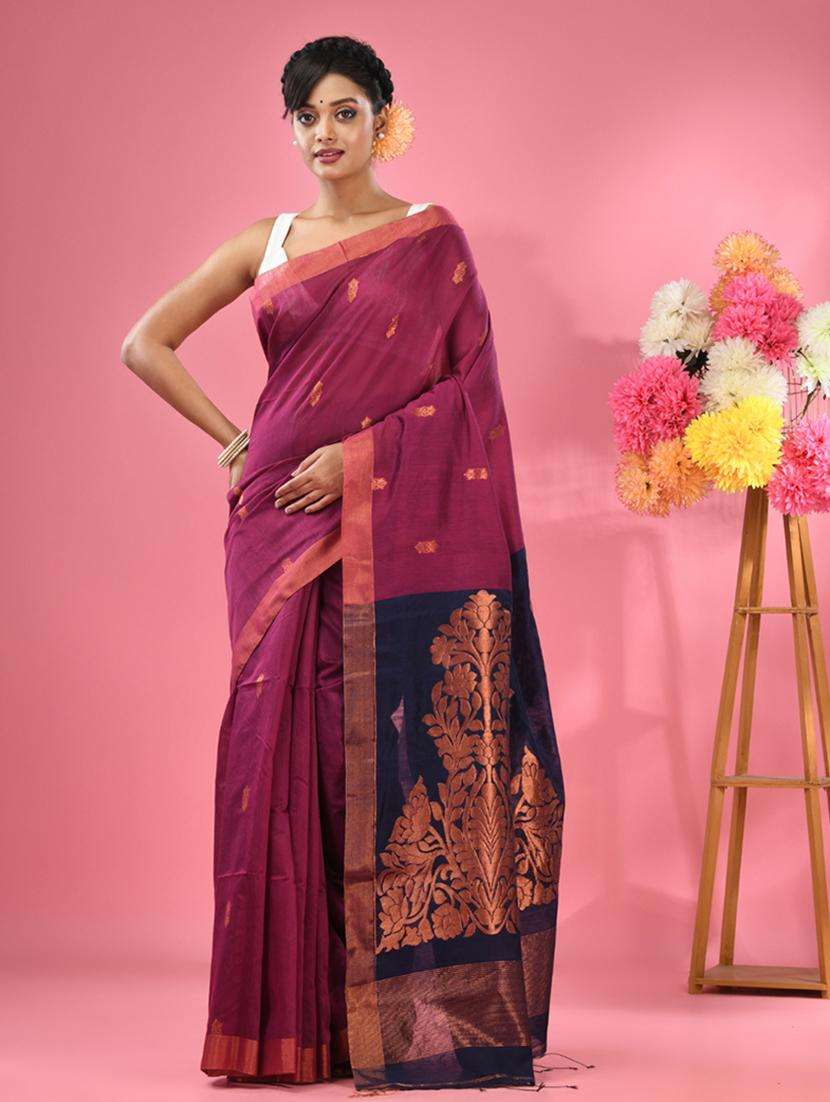 women self design handloom saree with blouse