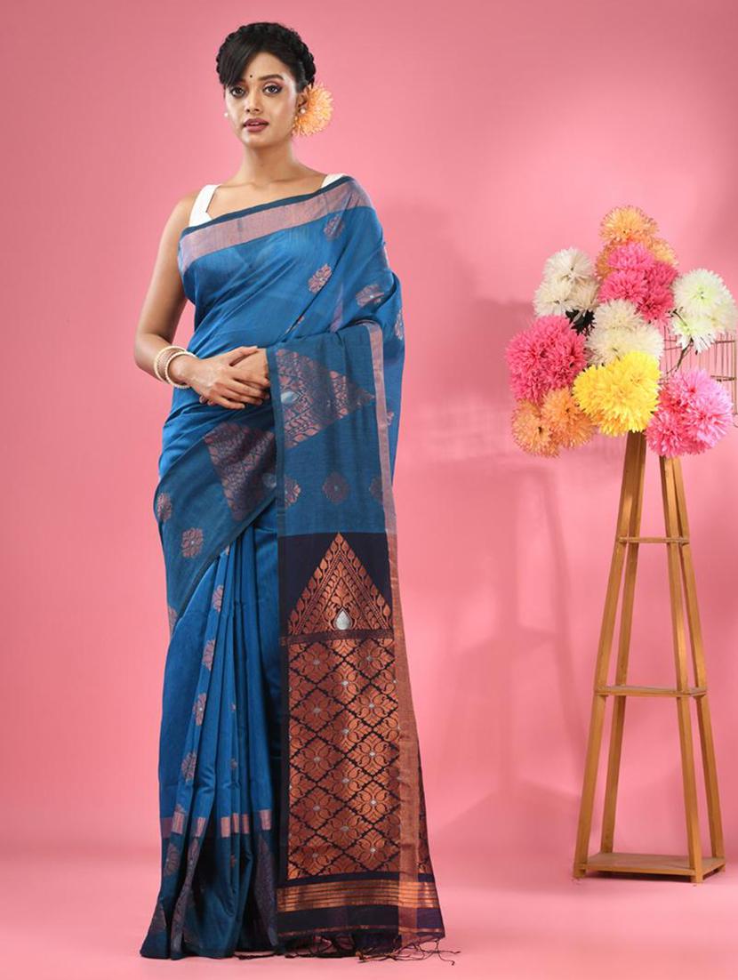 women self design handloom saree with blouse - 22043087 - Zoom Image - 0