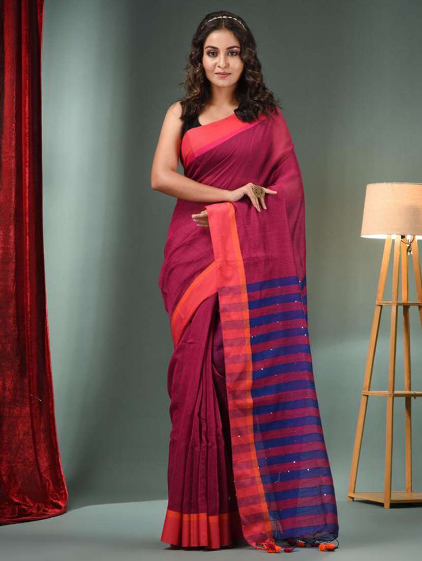 women solid with striped pallu handloom saree with blouse