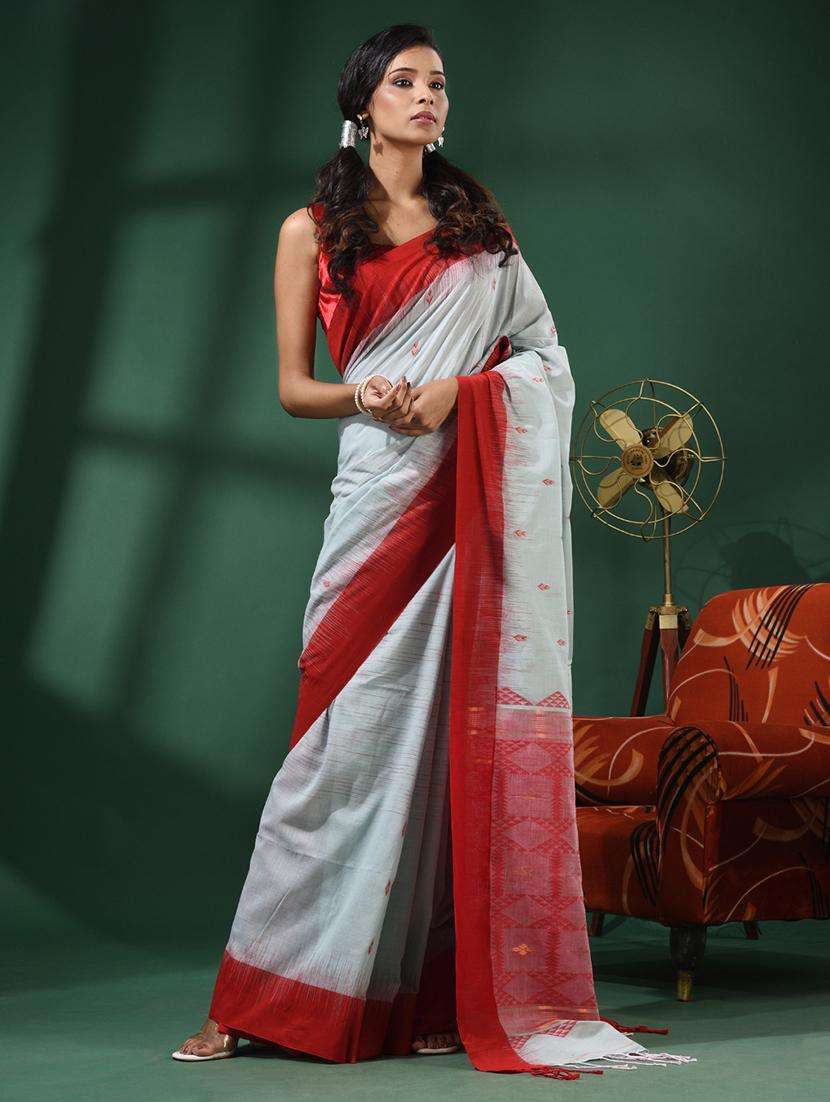 women self design handloom saree with blouse