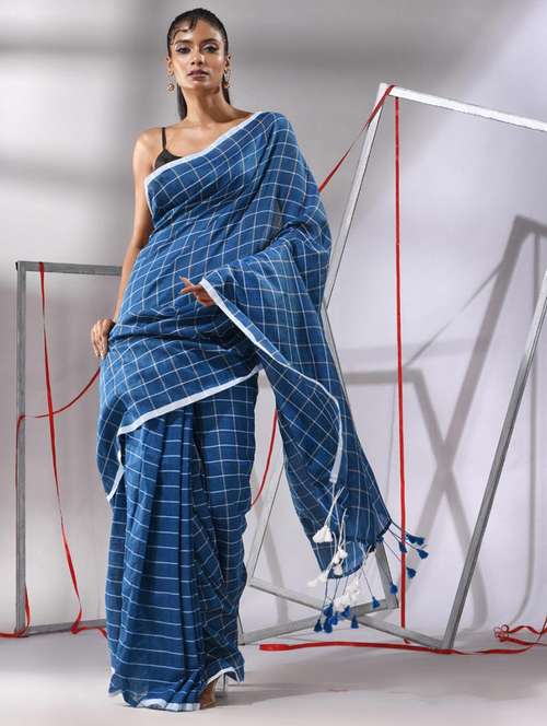 women checkered handloom saree with blouse - 22043231 -  Standard Image - 0