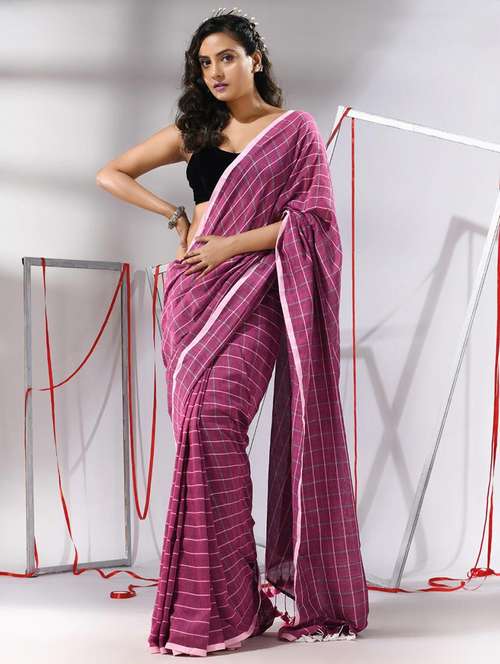 women checkered handloom saree with blouse - 22043235 -  Standard Image - 0