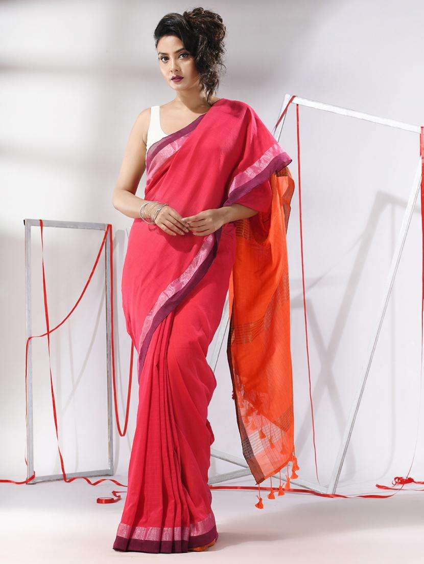women self design handloom saree with blouse